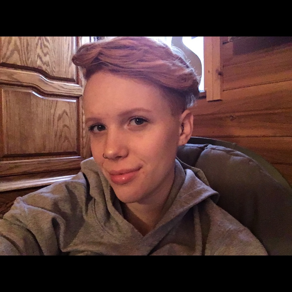 Meet your Posher, Serena